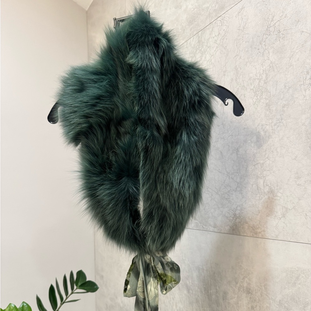 Artois Green Fur Scarf and Wrap one size